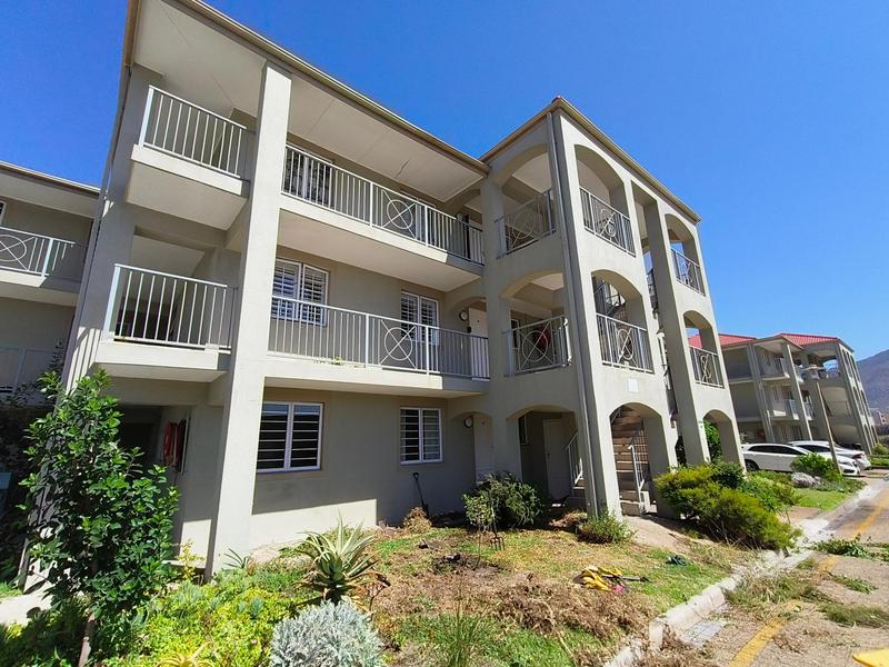 To Let 3 Bedroom Property for Rent in Muizenberg Western Cape